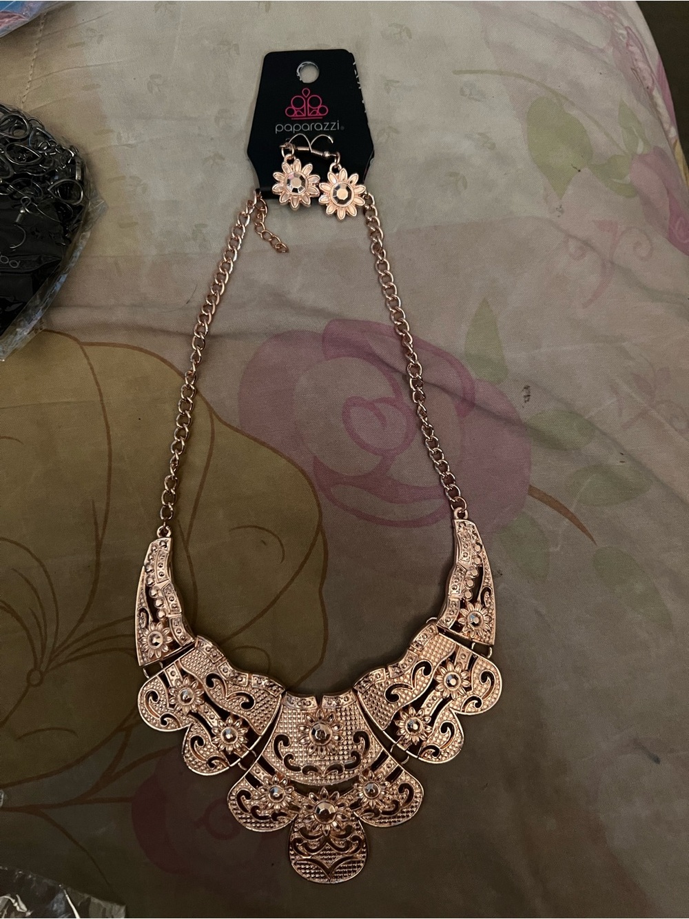 paparazzi Rose Gold Filigree Floral Bib Necklace
